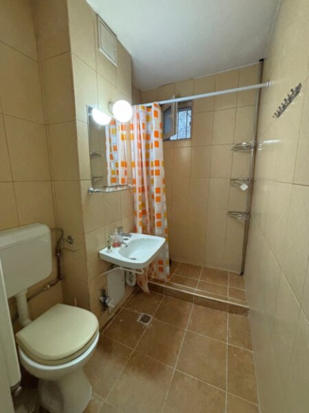 Berceni, str. Covasna, renovat